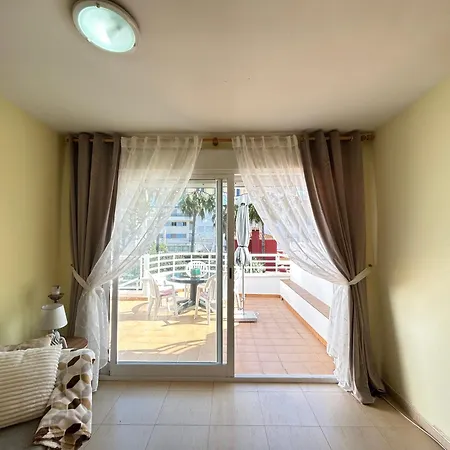 Sea Views Apartament *